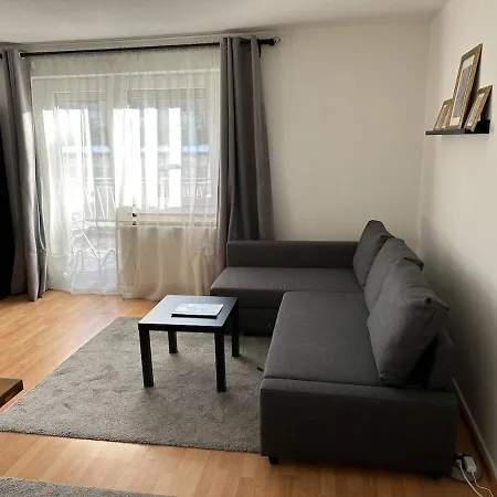 Апартаменты Schoene 75qm Wohnung, Zentral, Ruhig, 2 Schlafzimmer Und Kueche, Office *