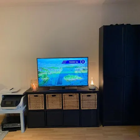 Schoene 75qm Wohnung, Zentral, Ruhig, 2 Schlafzimmer Und Kueche, Office * Дортмунд